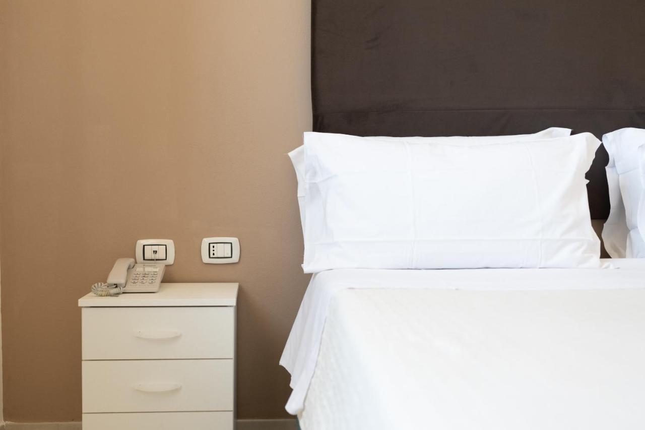 Hotel Reverse Torre Santa Sabina Εξωτερικό φωτογραφία